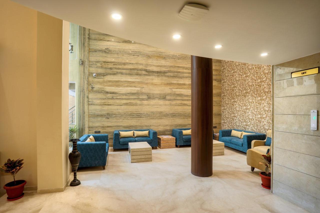 Hotel Kavery Раджкот Екстер'єр фото